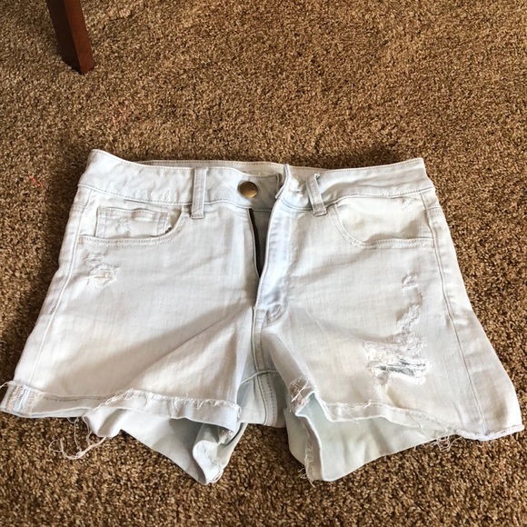 BRAND NEW  AE shorts - Picture 1 of 3